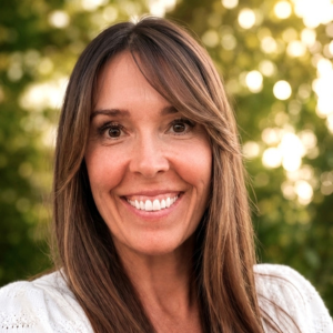     Carrie Elton